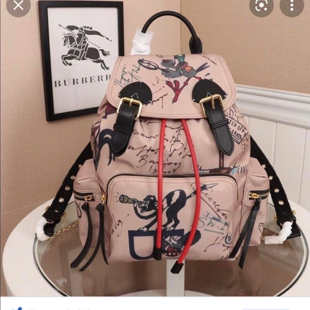 Burberry bagpack